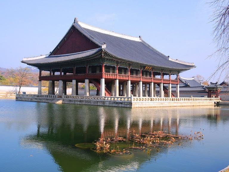 Cung điện Gyeongbokgung - Địa điểm du lịch Seoul nổi tiếng