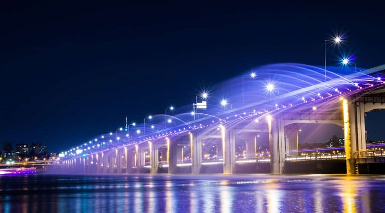 Cầu Banpo - Địa điểm du lịch sông Hàn hot nhất về đêm 