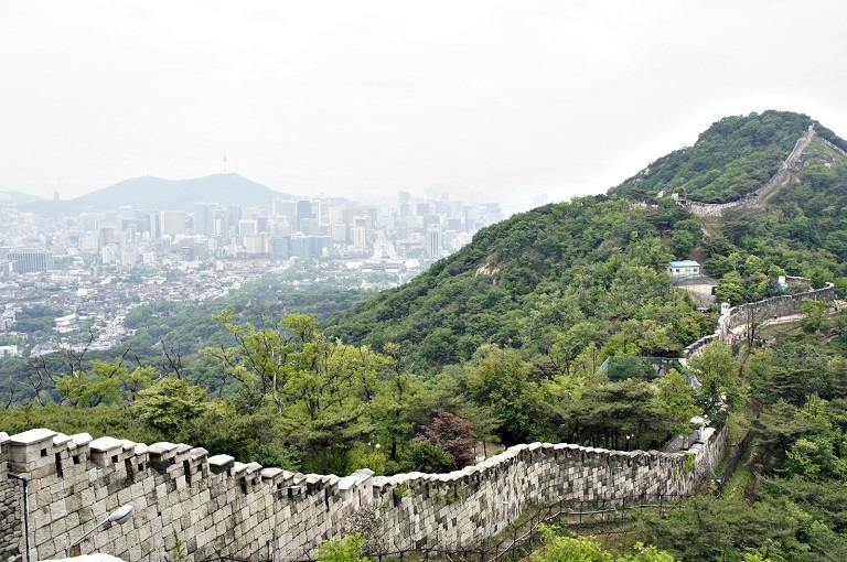 Bugaksan - Địa điểm du lịch Seoul cho người thích trải nghiệm 