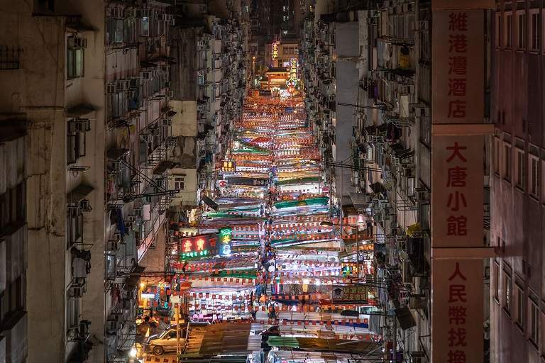 Temple Street Night Market - Địa điểm du lịch Hong Kong