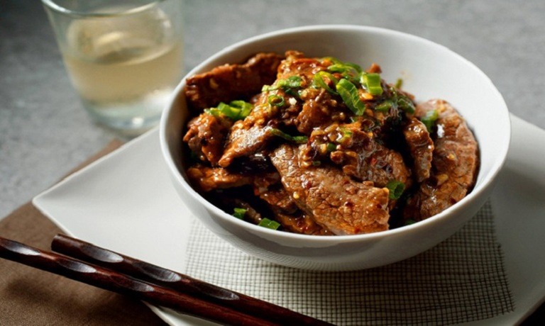 Bò cay - Món ăn Trùng Khánh nổi tiếng 