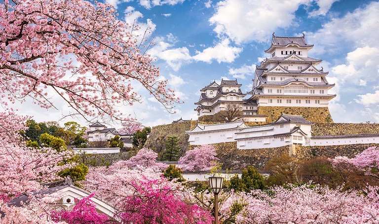 Vẻ đẹp trường tồn của lâu đài Himeji - Địa điểm du lịch Nhật Bản