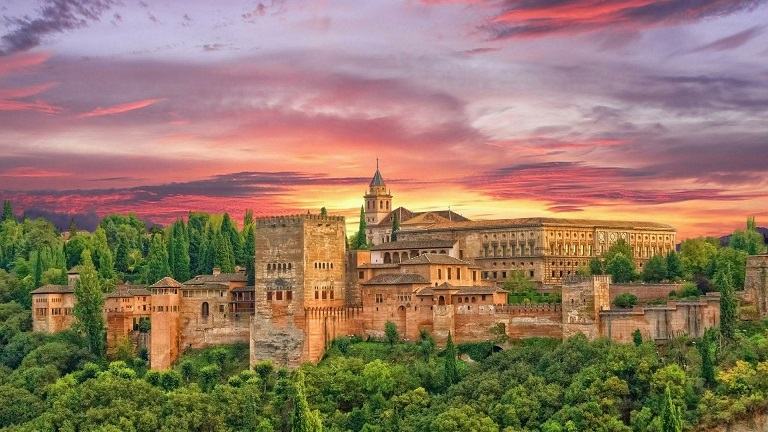 Lâu đài Alhambra, Tây Ban Nha 