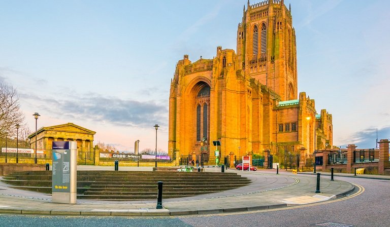 Kinh nghiệm du lịch Liverpool - Nhà thờ Liverpool