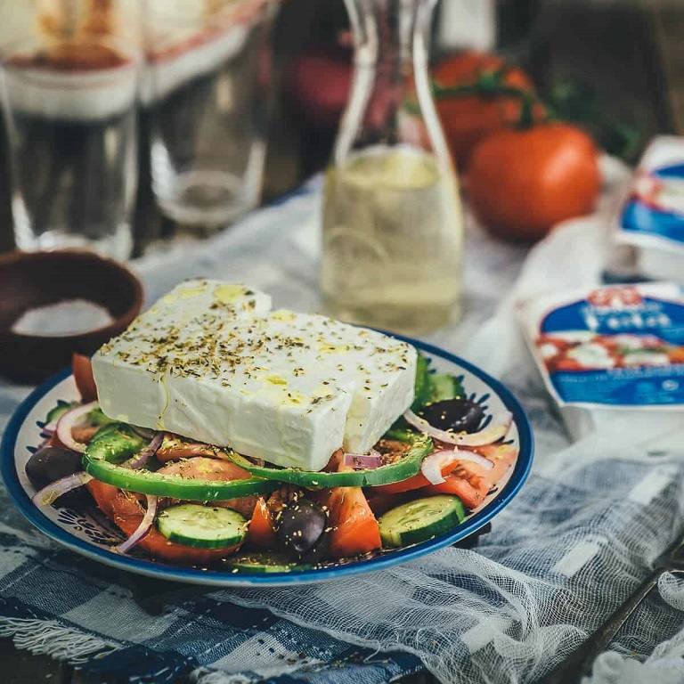 Đến Hy Lạp ăn gì ngon? Horiatiki Salata 