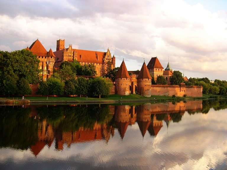 Lâu đài Malbork - Kinh nghiệm du lịch Ba Lan