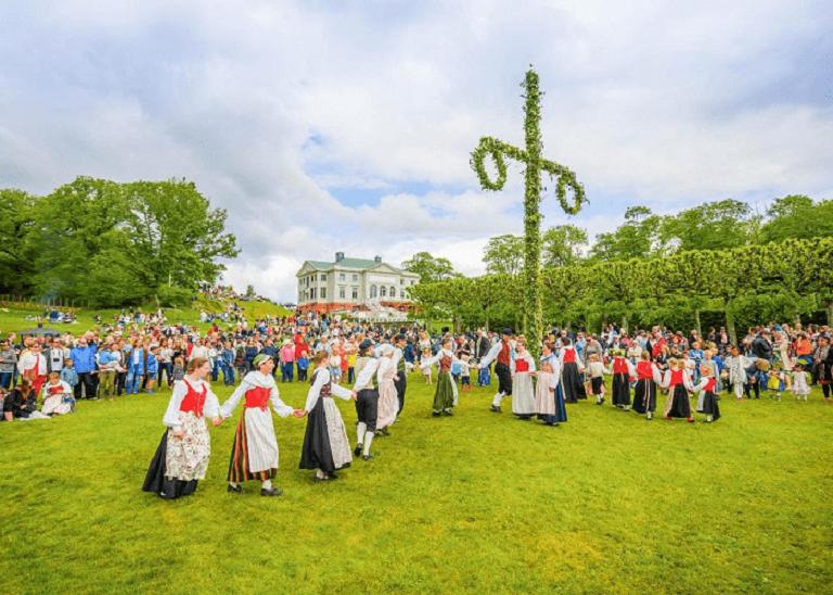 Lễ hội mùa hè ở Thụy Điển